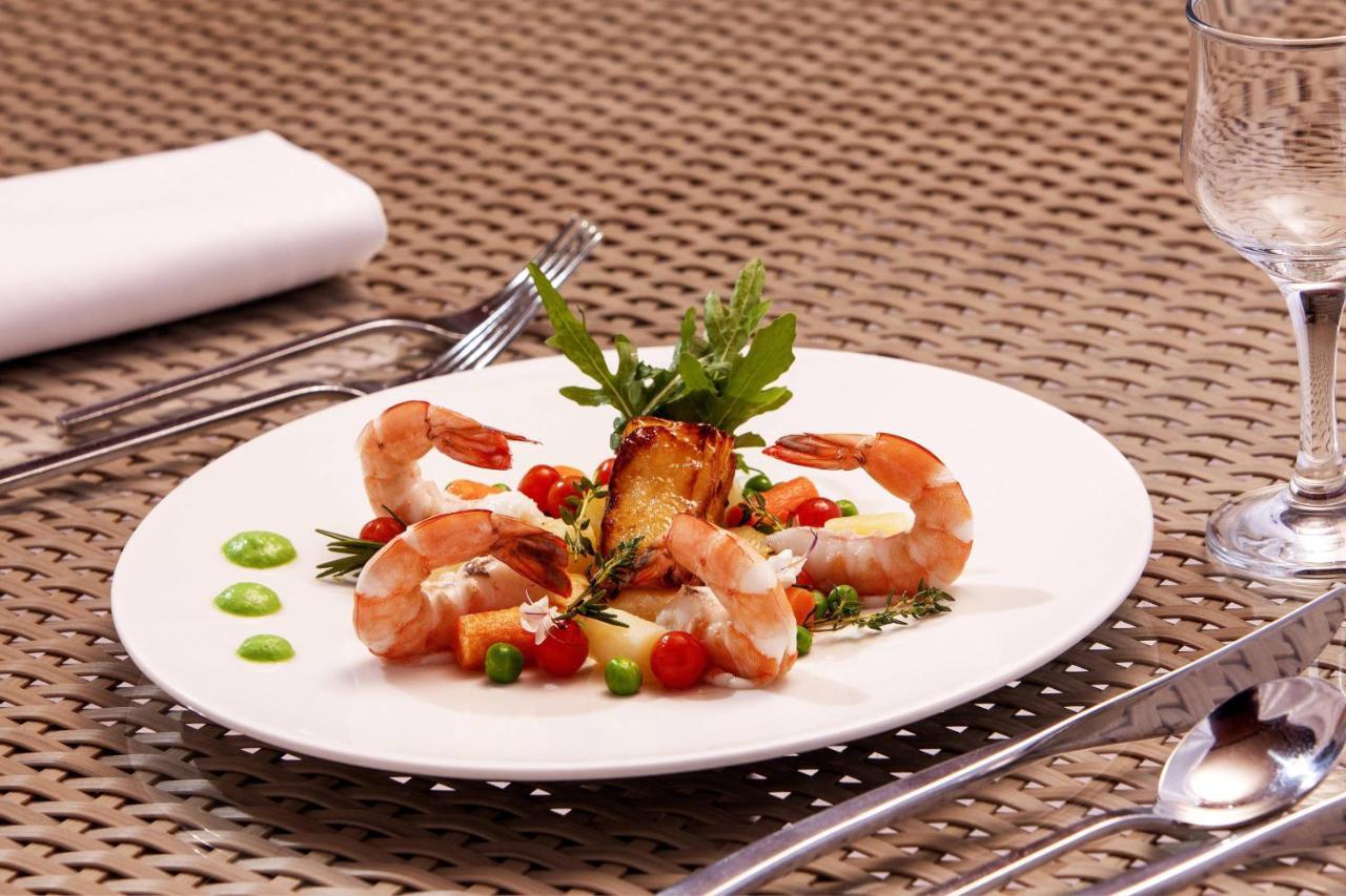 Retac Qunay Dahab Resort & Spa Luaran gambar Shrimp cocktail