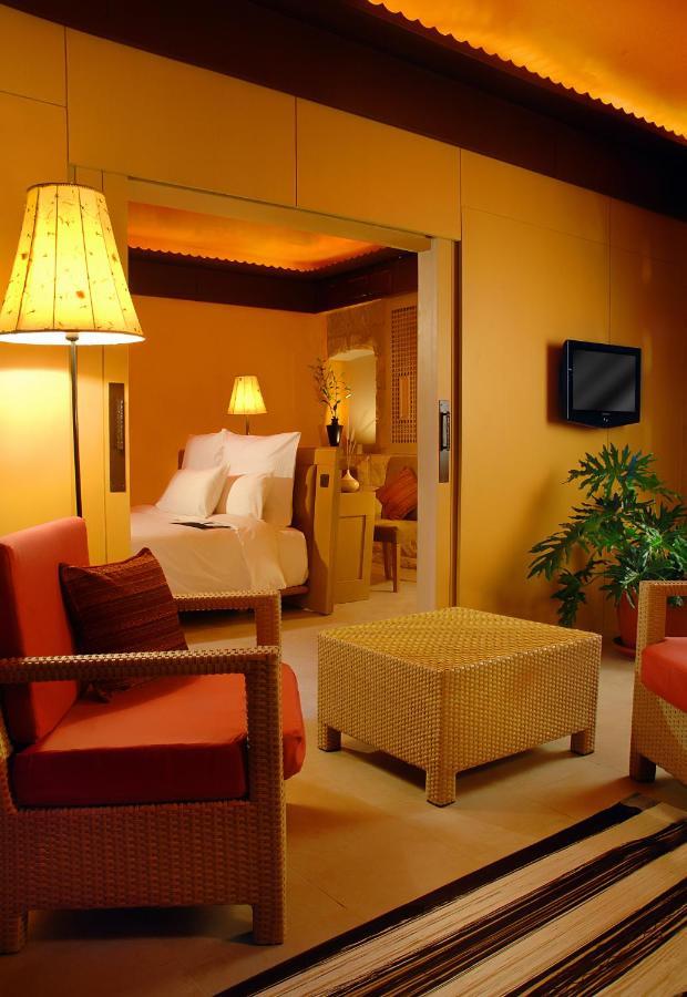 Retac Qunay Dahab Resort & Spa Luaran gambar A suite at the Royal Garden Villas